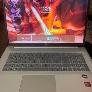 Hp 17.3 - Touchscreen Laptop